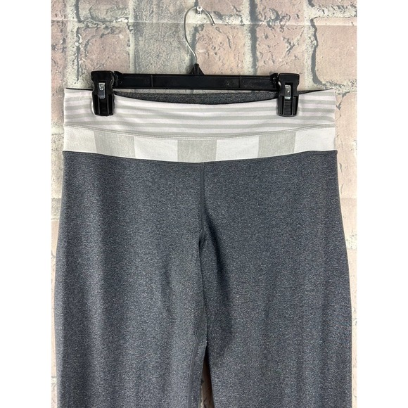 Lululemon Yoga Bellbottom Sweatpants Gray Size 8 Older Style - Picture 3 of 8